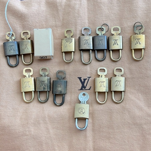 LOUIS VUITTON LOCK & KEY➡️ONE lock of choice/ALL w/ONE key➡️#7 has TWO & is NIB - Picture 1 of 2